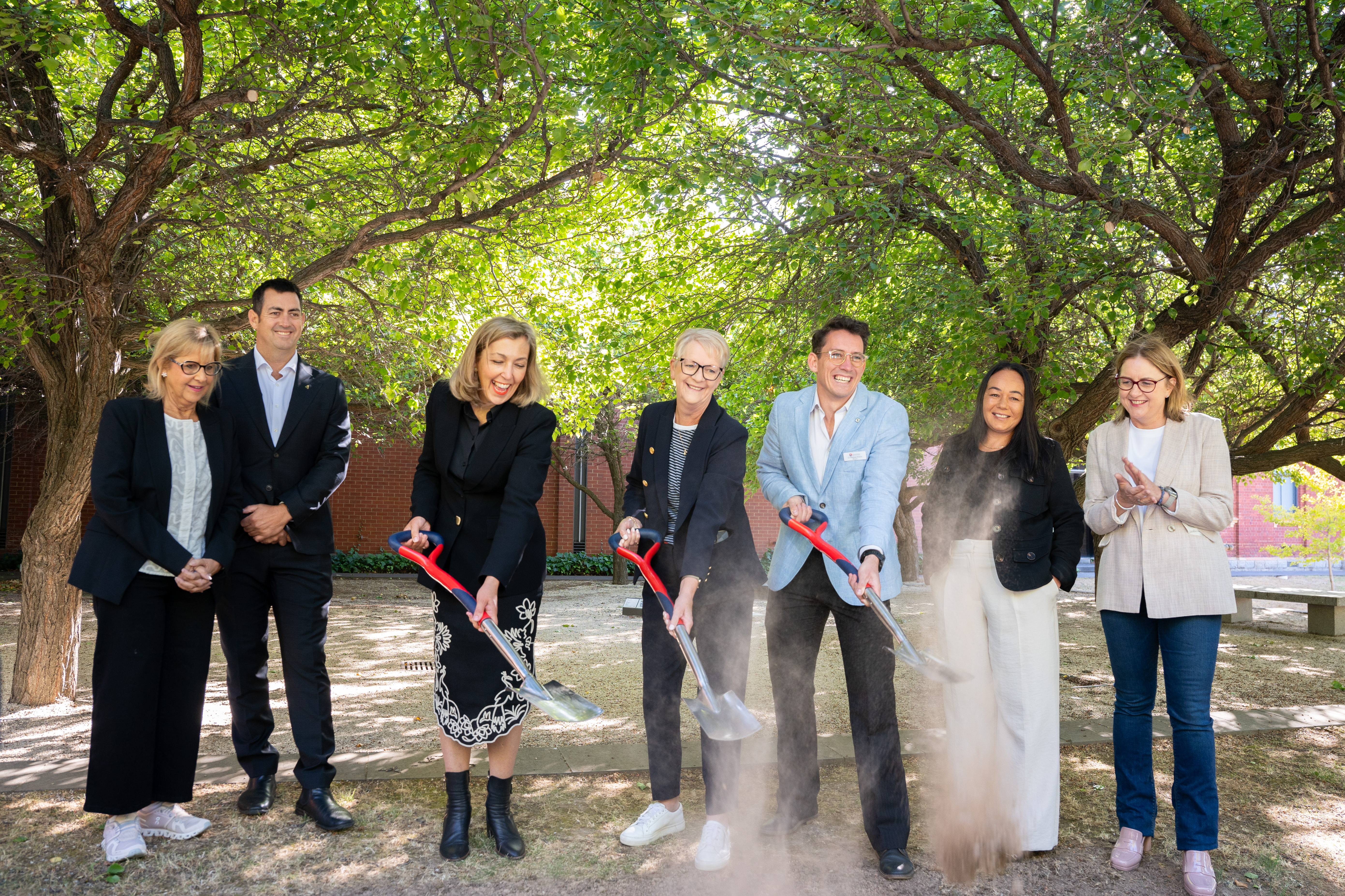 Fresh Canvas For Bendigo Art Gallery Main Image